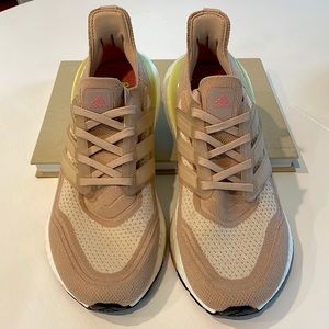 Ultraboost 21 Women’s 8.5 - Like New!